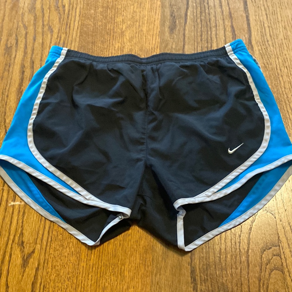 XS black Nike shorts